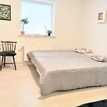 5 Min Walk To Lego House-2 Bedrooms Cozy With Garden * 比隆