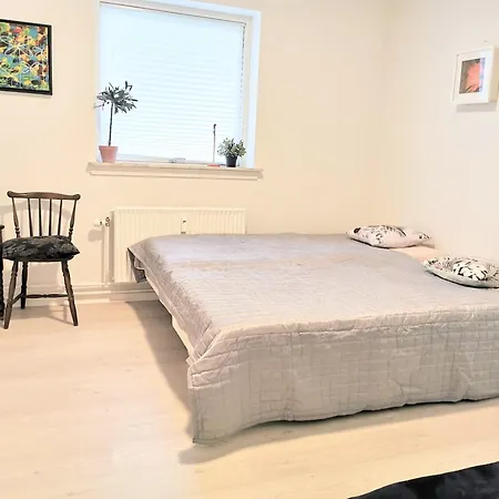 5 Min Walk To Lego House-2 Bedrooms Cozy With Garden * ビルン