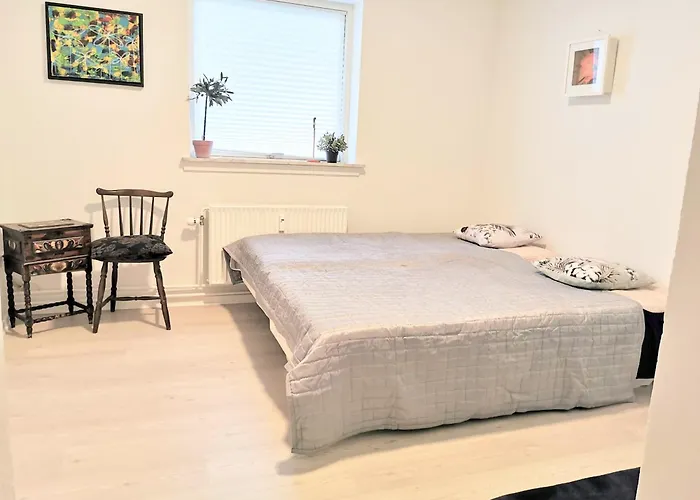 5 Min Walk To Lego House-2 Bedrooms Cozy With Garden * ビルン